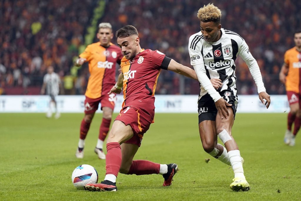 Galatasaray reichen zwei Standards für 2:1-Derbysieg gegen Besiktas