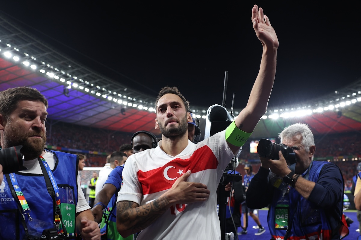 Australiens wichtigster Trumpf entlarvt: Hakan Calhanoglu warnt vor der größten Gefahr und verrät geheime Infos von Inter-Kollege Akanji!