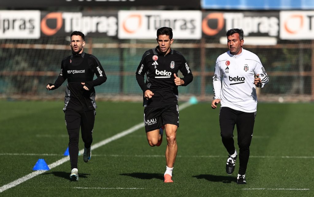 Besiktas: Paulista vor Abschied – Fernandes droht gegen Trabzonspor auszufallen