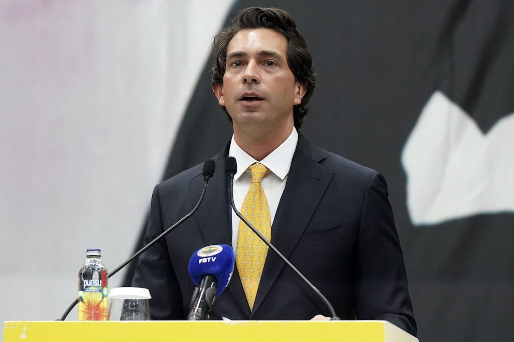 Fenerbahce-Kritik nach Galatasaray-Spiel: „Jede Woche beeinflussen die Schiedsrichterfehler das Schicksal der Liga“