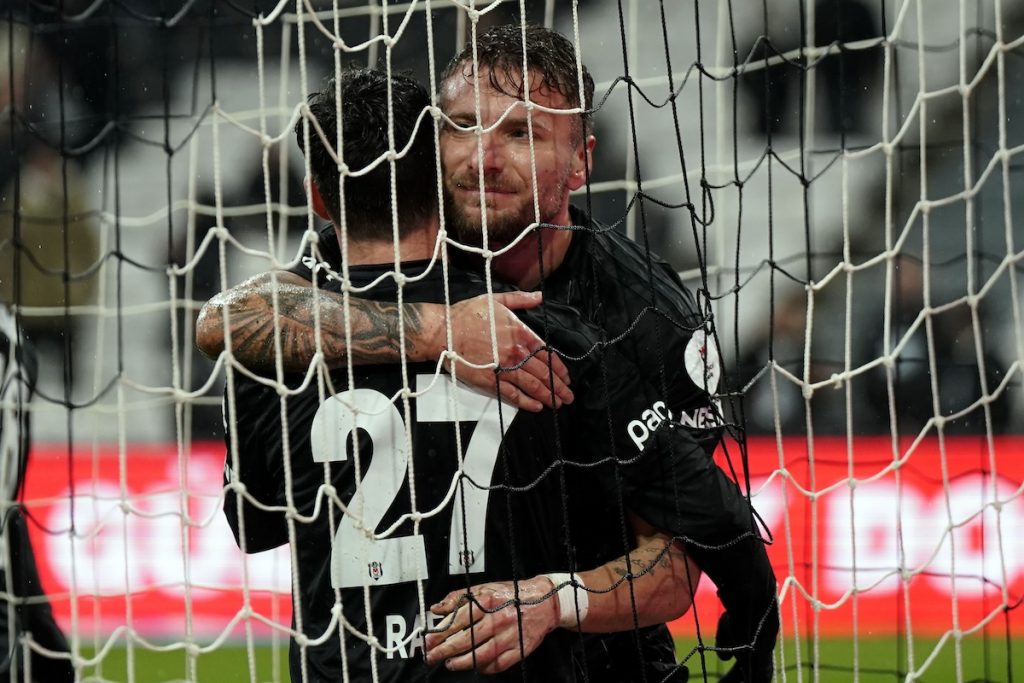 Besiktas besiegt Bodrumspor mit 2:1 und atmet etwas auf