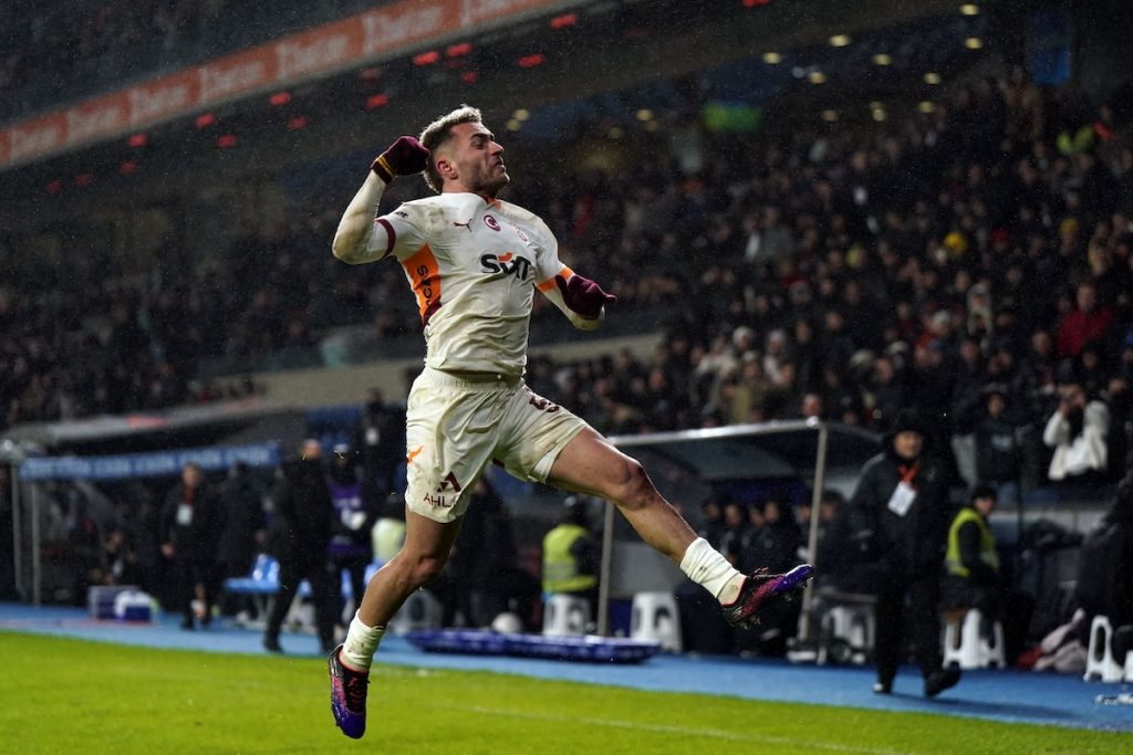 Galatasaray bezwingt Basaksehir mit 2:1 – Yilmaz Held des Spiels