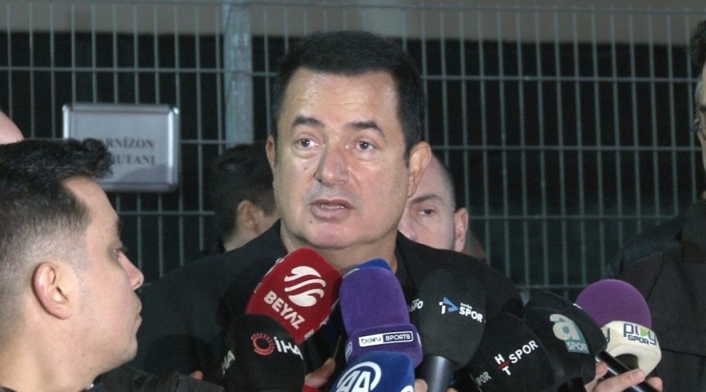 Fenerbahce-Vize Ilicali: „Galatasaray hat sich bei Talisca eingeschaltet“
