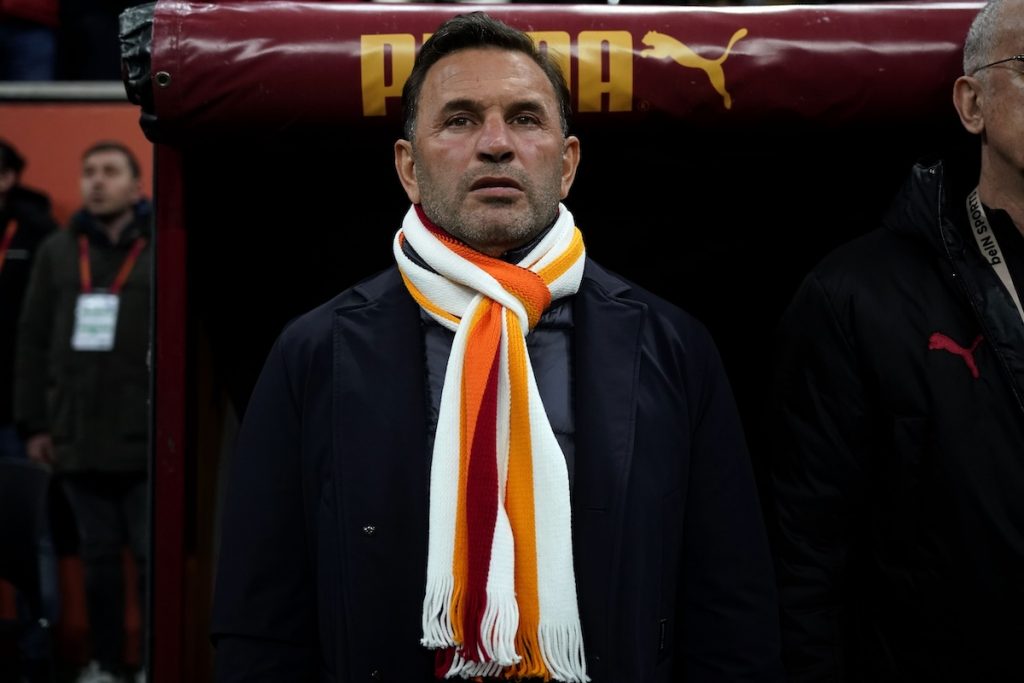 Galatasaray-Trainer Buruk nach Abbruch gegen Adana: „Einige haben offenbar auf diese Entscheidung gewartet“