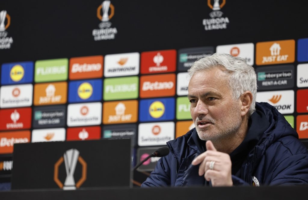 Interview für englische Medien: „Mourinhos Kampf mit dem türkischen Fußball“