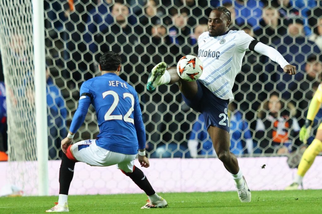 Besiktas vor Doppeltransfer: Osayi-Samuel Jurasek & kommen für Unterschrift nach Istanbul