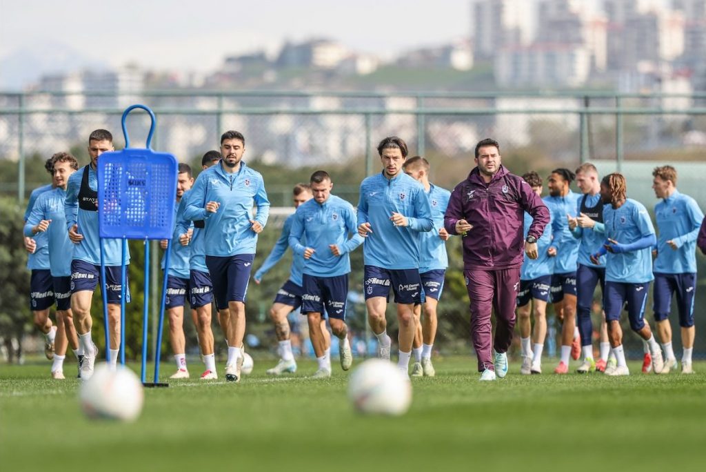 Trabzonspor reist mit drei Ausfällen zum Duell mit Fenerbahce nach Istanbul