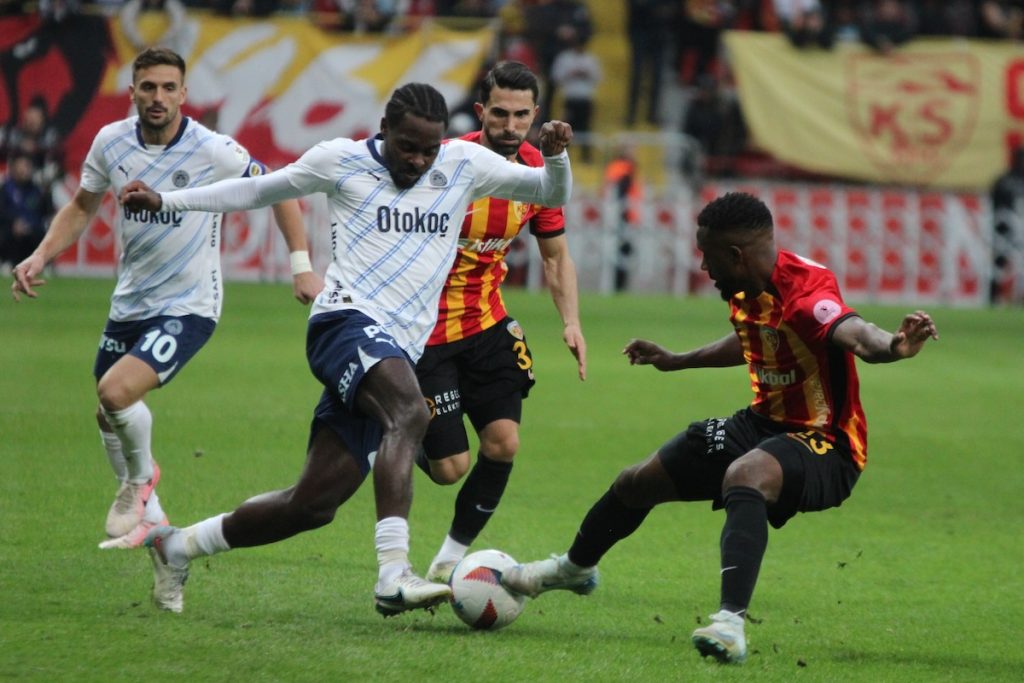 Fenerbahce gegen Kayserispor wieder unter Zugzwang