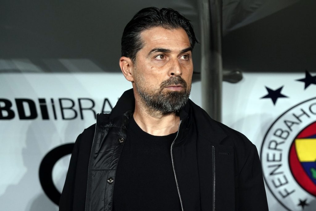 Trainer-Karussell in der Süper Lig: Nur 7 Trainer beenden turbulente Saison