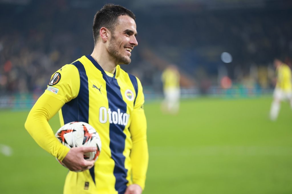 Fenerbahce-Abschied: Filip Kostic verlässt den Klub aus Kadiköy