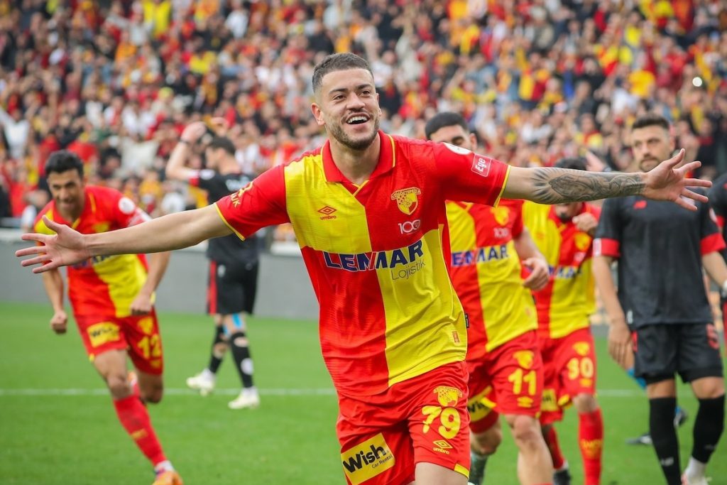 Göztepe lehnt 15-Millionen-Angebot von Leipzig für Romulo ab