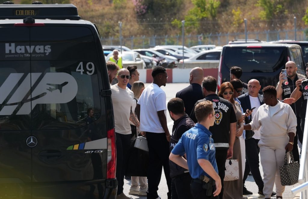 Fenerbahce forciert Transfers: Gespräche mit Asprilla & Rückkehr von Tarik Cetin