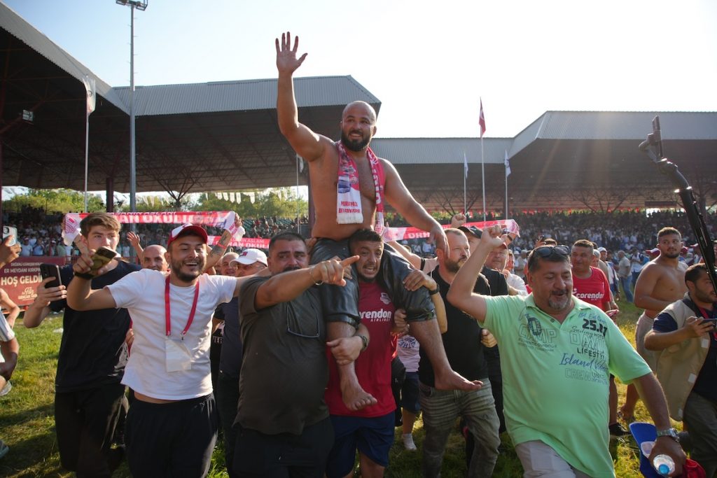 664. Kirkpinar: Orhan Okulu holt Goldenen Gürtel – Finalsieg & gelebte Tradition in Edirne