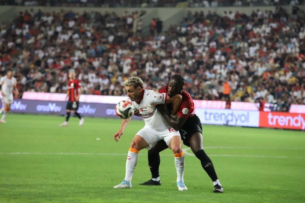 Galatasaray startet mit souveränem 3:0-Sieg bei Gaziantep FK in die Süper Lig-Saison 2025/26