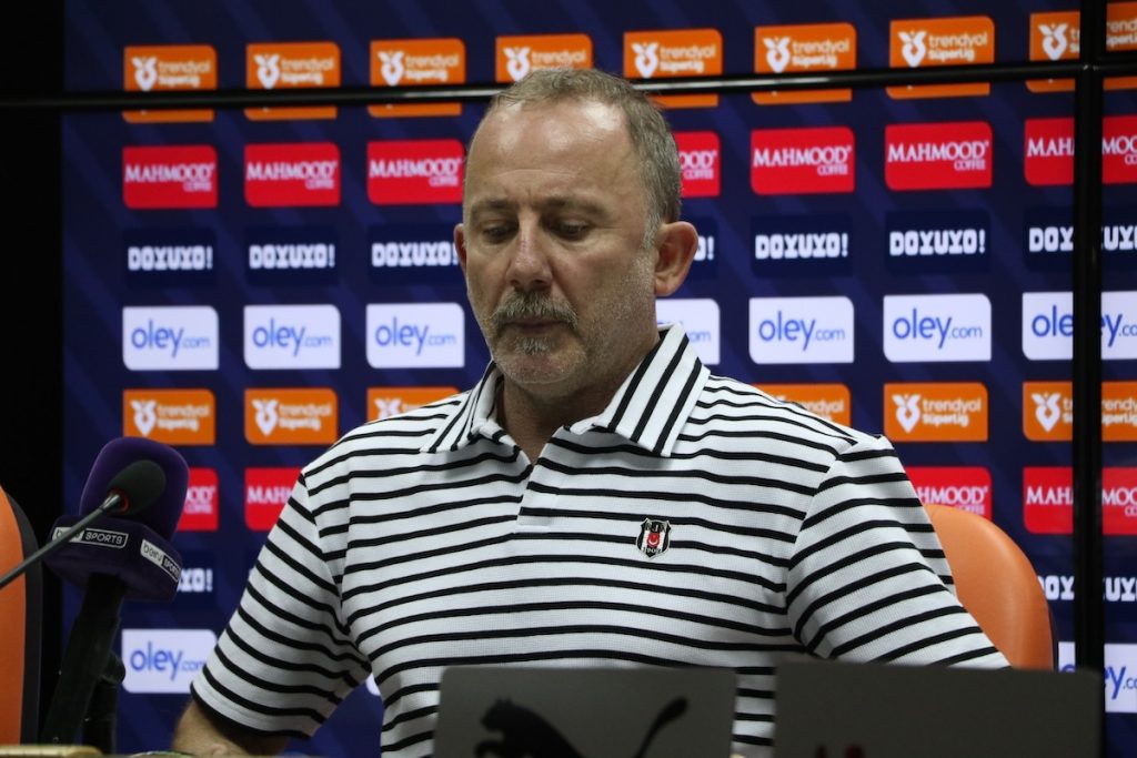 Nach Debüt-Pleite in Alanya – Yalcins erstes Spiel, klare Worte und ein deutliches Transfer-Signal