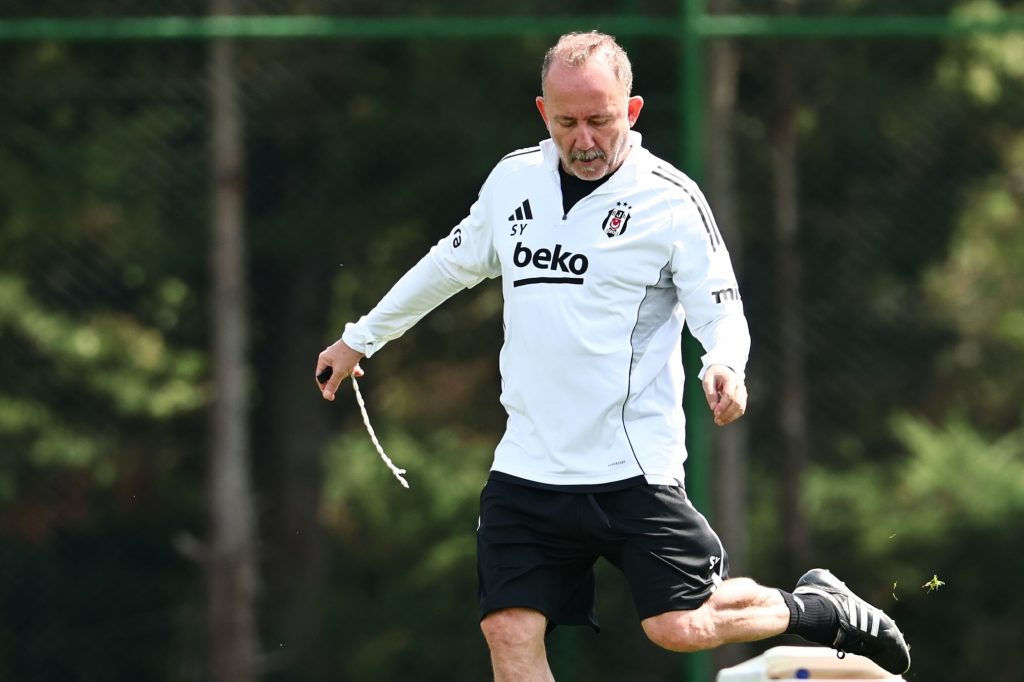 Sergen Yalcin setzt auf Devrim Sahin: Besiktas beruft 18-Jährigen für Göztepe-Kader – Rashica und Svensson fehlen