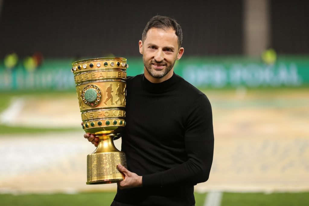 Fenerbahce präsentiert Domenico Tedesco als neuen Cheftrainer und prominenten Assistenten