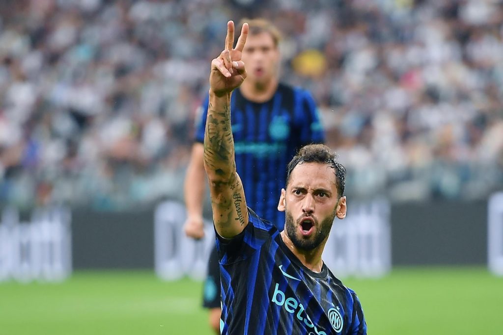 Hakan Calhanoglu schnürt Doppelpack – Inter schlägt Florenz mit 3:0