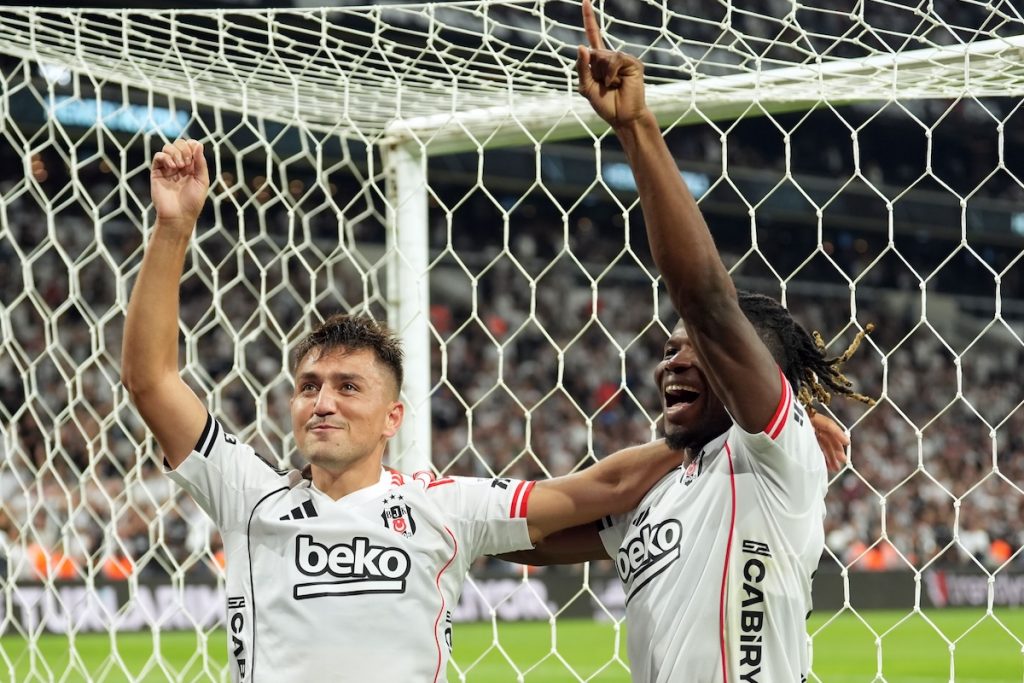 Besiktas schlägt RAMS Basaksehir 2:1 – spätes Ünder-Tor entscheidet das Stadtduell