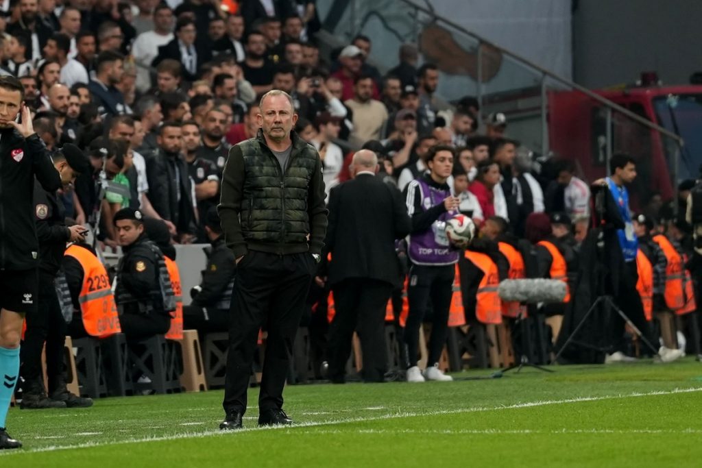 Sergen Yalcin warnt vor „langem, schwierigem Weg“ – „Haben keine konkurrenzfähige Mannschaft“