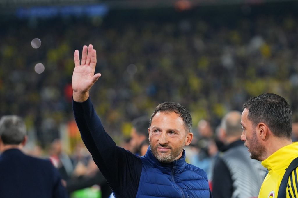 Fenerbahce: Tedesco lobt Intensität gegen Stuttgart, Aktürkoglu, Brown und Oosterwolde bewerten Sieg