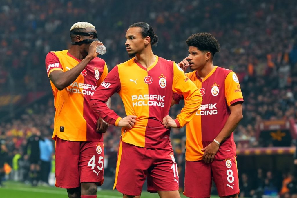 Galatasaray gastiert in Amsterdam – Osimhens Serie, Ajax in der Krise