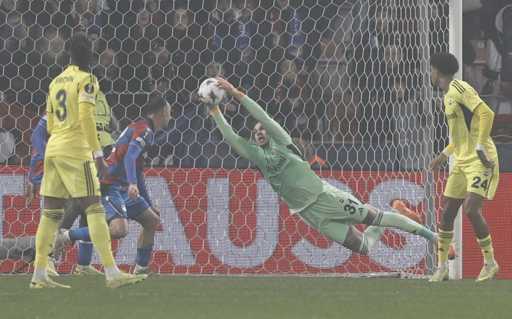 Fenerbahce erkämpft 0:0 bei Viktoria Pilsen und bleibt im Europa-League-Rennen