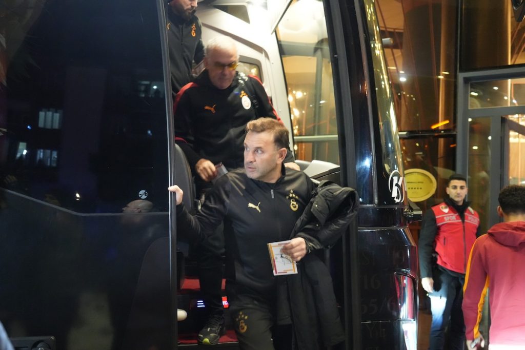 Galatasaray legt 35 Millionen Euro für Frattesi bereit: Leihe mit Kaufpflicht – parallel fällt in Neapel die Noa-Lang-Entscheidung