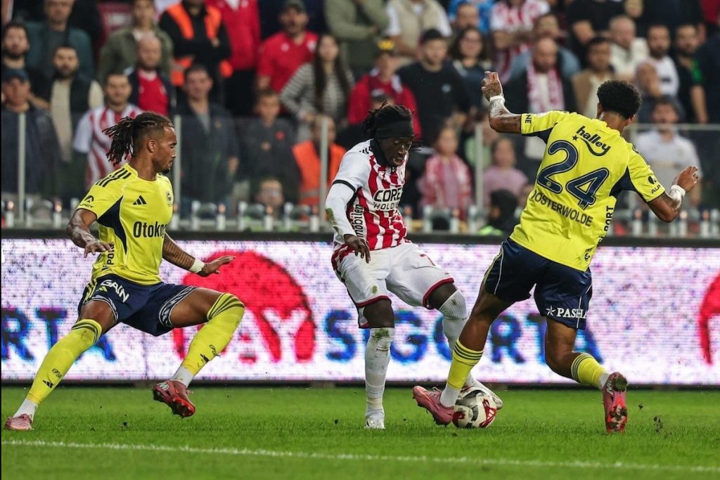 Wer wird zweiter Supercup-Finalist? Fenerbahce trifft auf Samsunspor – Musaba-Debüt direkt gegen Ex-Klub