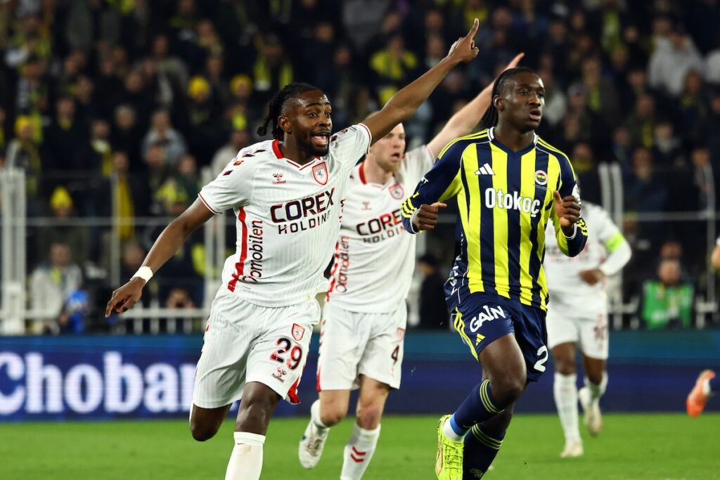 Herzschlagfinale in Kadiköy: Cherif erlöst Fenerbahce in der 90.+5 Minute – Ederson nun gesperrt