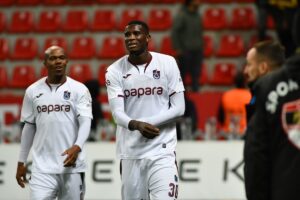 Gehalts-Wahnsinn um Paul Onuachu: Saudisches Mega-Angebot sorgt für juristischen Zoff bei der FIFA