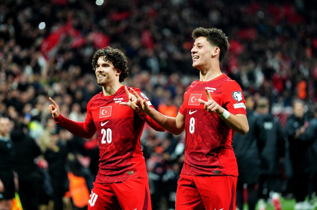 WM-Ziel zum Greifen nah: Türkei überwindet rumänisches Abwehrbollwerk und steht nach 1:0 im Playoff-Finale