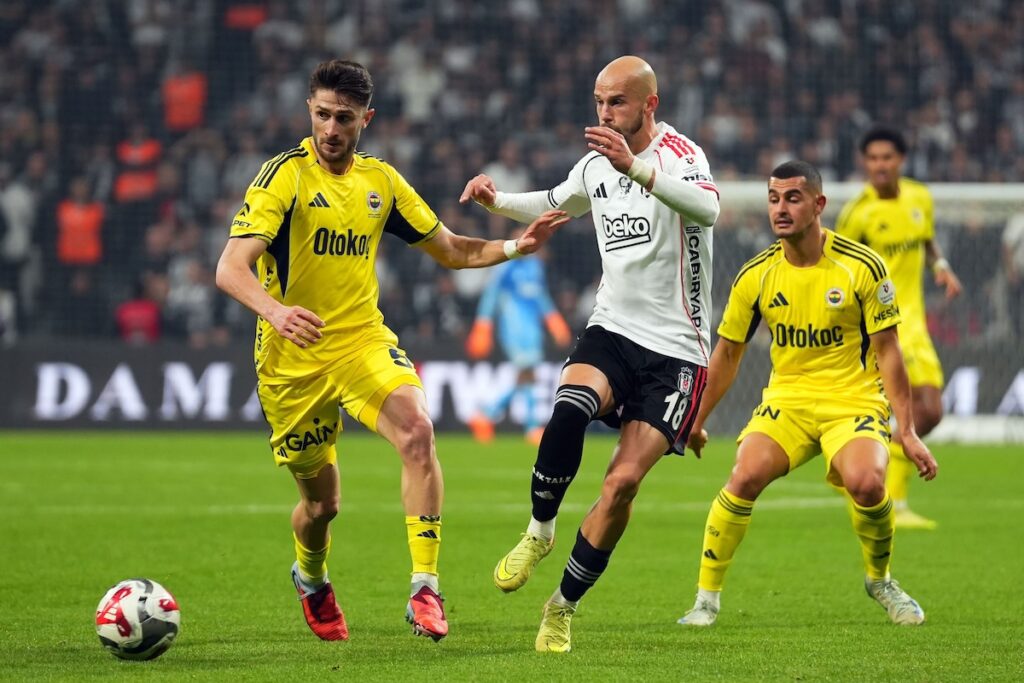Derby in Kadiköy: Fenerbahce jagt den Titel, Besiktas kommt mit Kökcü-Form und voller Kapelle