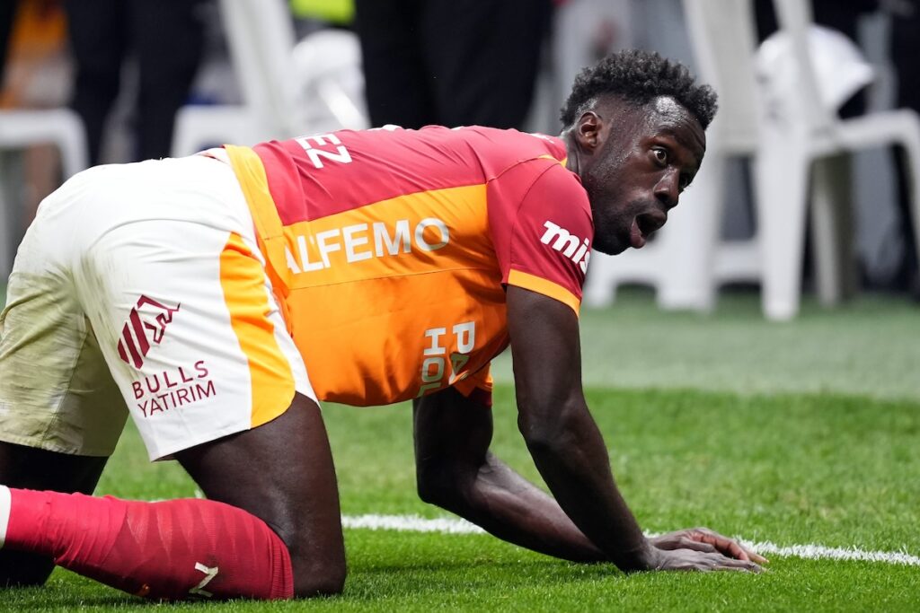 Galatasaray stolpert gegen Kocaelispor – Sane trifft, doch der Titelkampf brennt plötzlich wieder