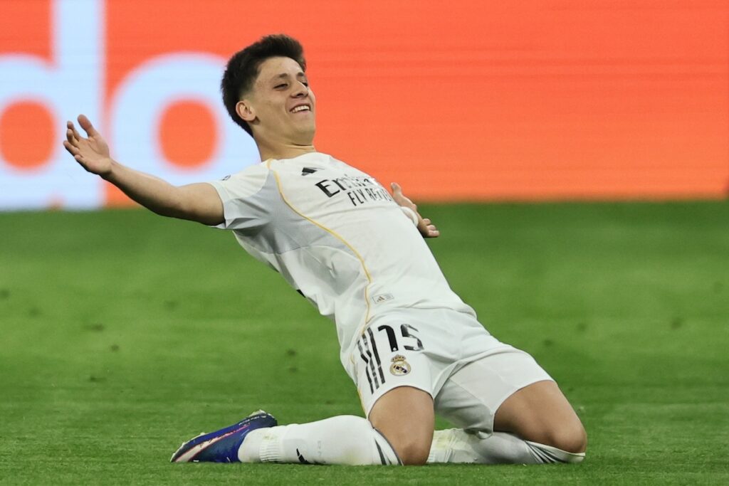 Arda Güler jubelt nach Tor für Real Madrid in der Champions League gegen den FC Bayern