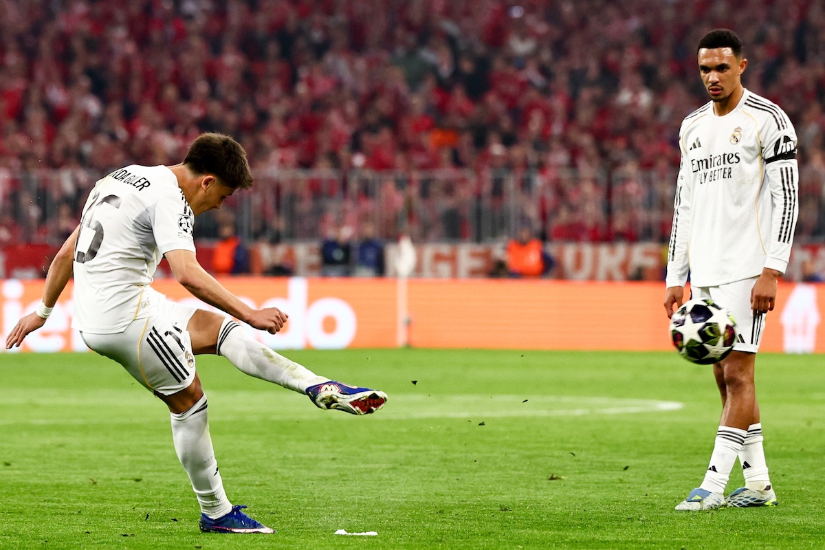 Arda Güler trifft per Freitstoß gegen den FC Bayern München