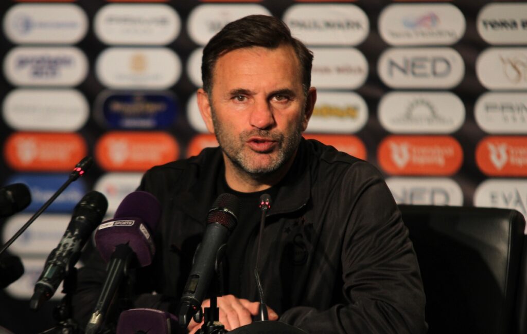 Galatasaray-Trainer Okan Buruk auf Süper Lig-PK