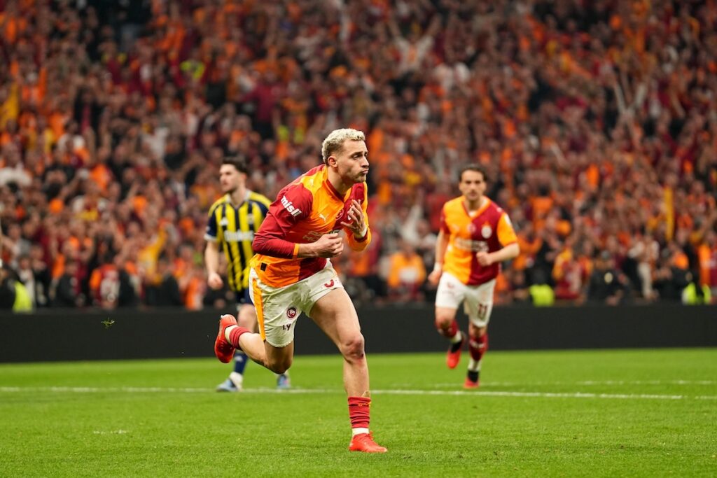Kehrtwende bei Baris Alper Yilmaz: Galatasaray verhandelt und plant bereits namhaften Ersatz Kehrtwende bei Baris Alper Yilmaz: Galatasaray verhandelt und plant bereits namhaften Ersatz