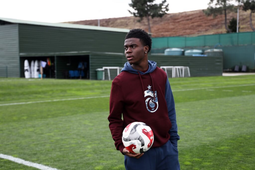 PSG greift an! Trabzonspors WM-Entdeckung Oulai plötzlich im Fokus der Pariser Trabzonspor-Talent Christ Inao Oulai