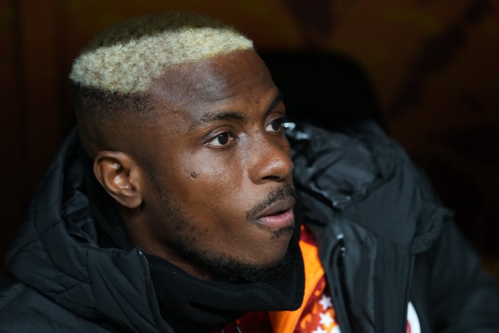 Hiobsbotschaft vor Champions-League-Auftakt: So lange fehlen Galatasaray Osimhen und Lemina Hiobsbotschaft vor Champions-League-Auftakt: So lange fehlen Galatasaray Osimhen und Lemina
