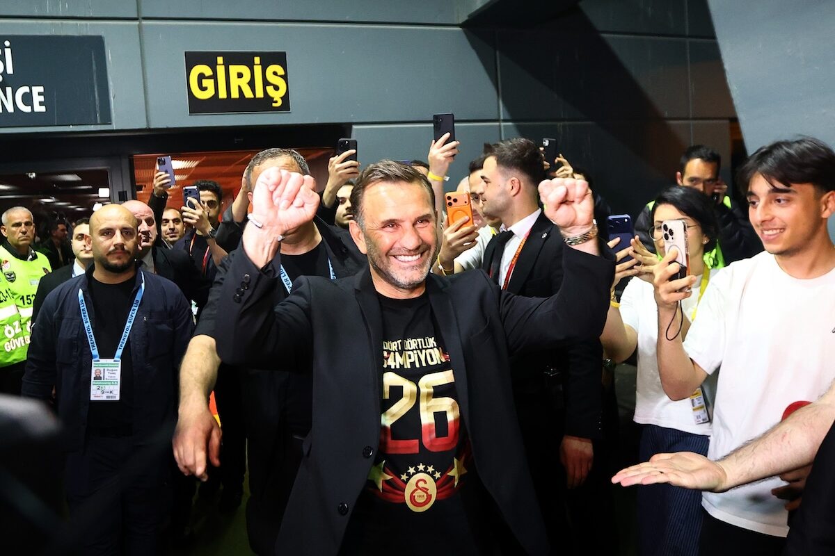Denkmal gestürzt: Okan Buruk bricht den historischen Trainer-Rekord von Fatih Terim