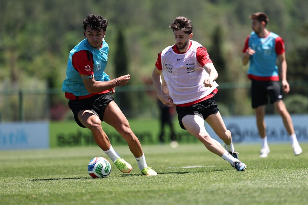 Montella schottet Nationalteam ab: Geheimtraining in Riva und große Personalsorgen vor Nordmazedonien-Kracher