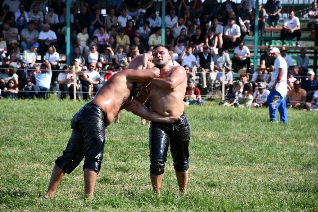Öl-Ringen: 700 Jahre altes osmanisches Erbe lebt auf – Ismail Koc triumphiert im brutalen Final-Showdown von Büyükmandıra