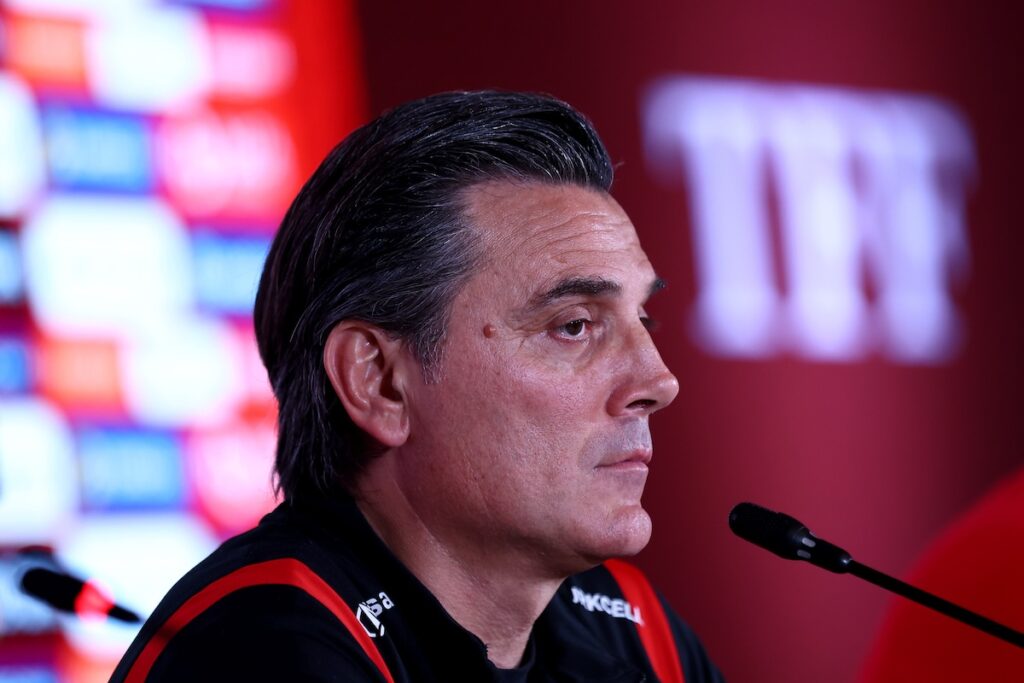 Konsequenzen nach der Auftaktpleite: Vincenzo Montella wirbelt die Startelf für das Paraguay-Schlüsselspiel komplett durcheinander! Konsequenzen nach der Auftaktpleite: Vincenzo Montella wirbelt die Startelf für das Paraguay-Schlüsselspiel komplett durcheinander!