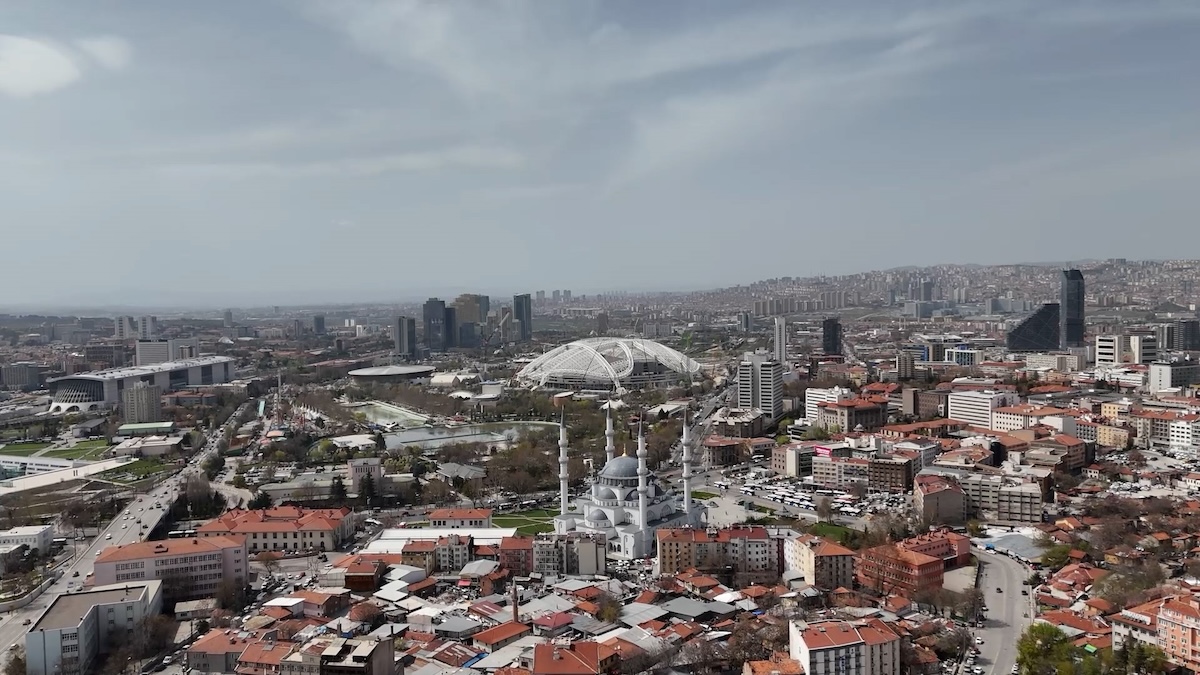 Architektonisches Meisterwerk in der Hauptstadt: Neue Bilder enthüllen das gigantische Fußball-Stadion von Ankara mit weltweitem Seltenheitswert!
