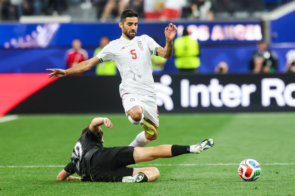 Rauswurf nach nächtlichem Blackout: TRT feuert Kommentator, weil er beim Spiel Iran gegen Neuseeland 4 Minuten lang die Teams verwechselte!