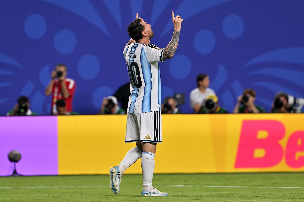 Maestro Messi, Magier Mbappe, Hero Haaland: Superstars schießen Argentinien, Frankreich und Norwegen zu WM-Auftaktsiegen