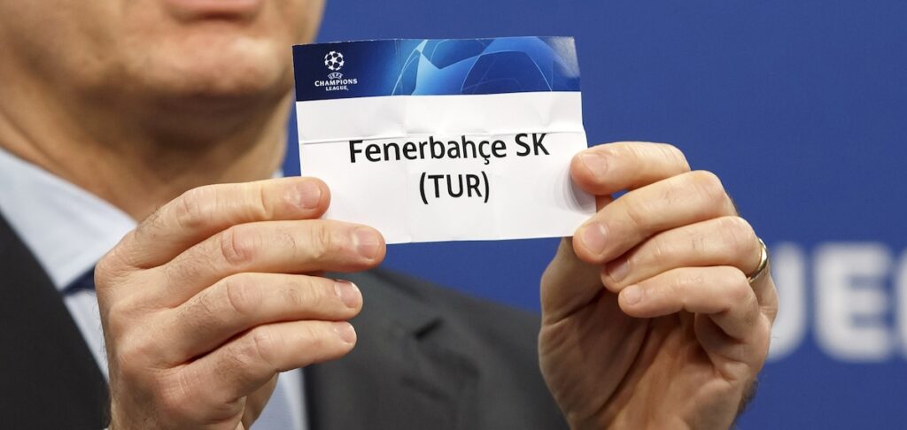 Wiedersehen mit Lukas Podolski: Fenerbahce erwischt unbequemen polnischen Pokalsieger bei der Champions-League-Auslosung!