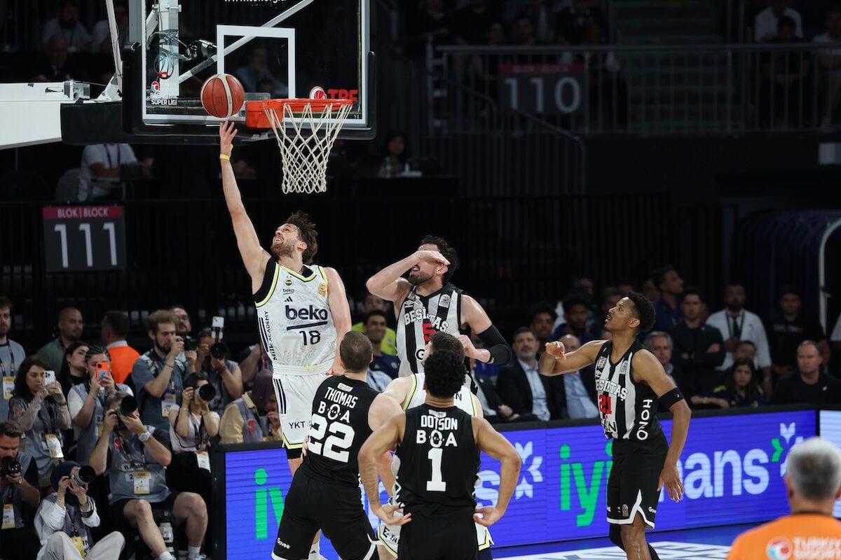 Meister-Dreier in letzter Sekunde! Fenerbahce Beko schockt Besiktas GAIN im Derby-Finale