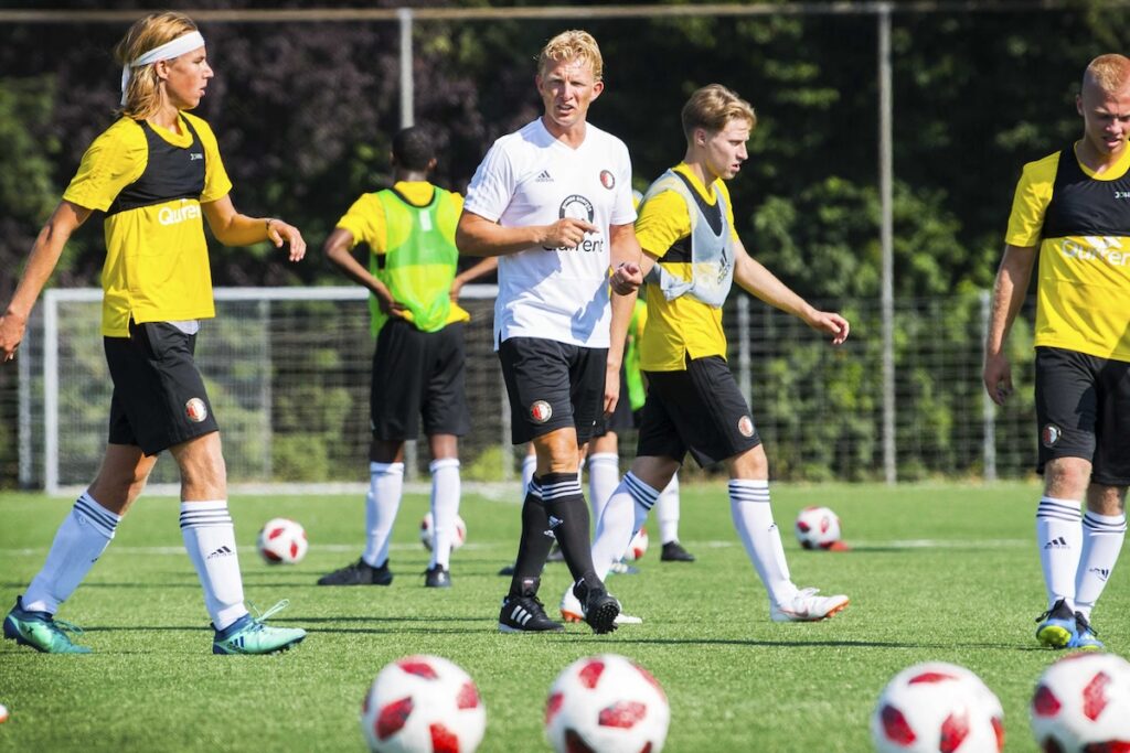 Nach 11 Jahren: Fenerbahce holt Klubheld Dirk Kuyt zurück nach Kadiköy Nach 11 Jahren: Fenerbahce holt Klubheld Dirk Kuyt zurück nach Kadiköy